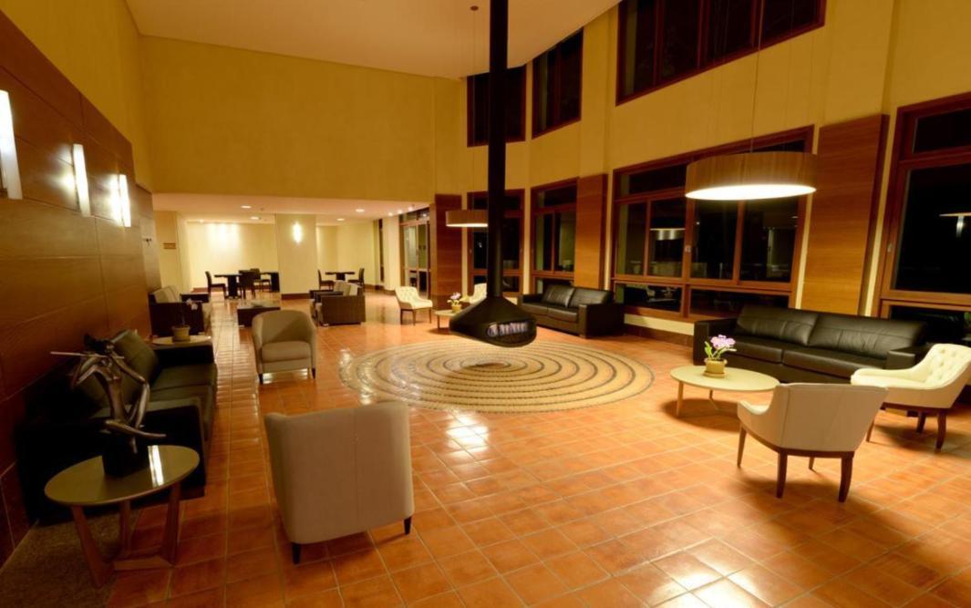 Quarto Inteiro, Condominio Vista Azul, Pedra Azul 多明戈斯马丁斯 外观 照片